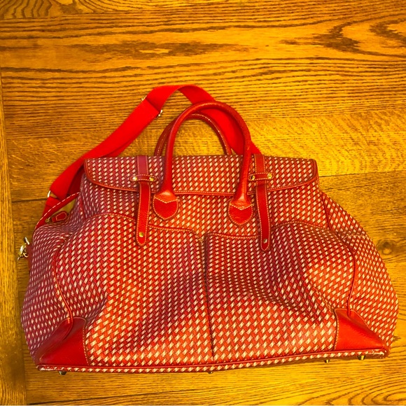 J. McLaughlin Handbags - J. McLaughlin Big Weekender Bag - Adorable and Functional - Duffel